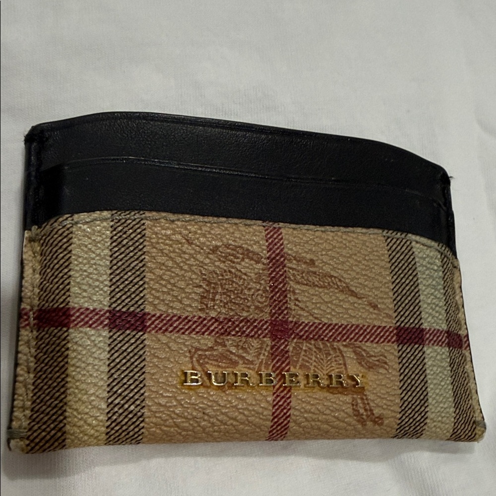 Burberry Beige and Black Card Holder Used great condition